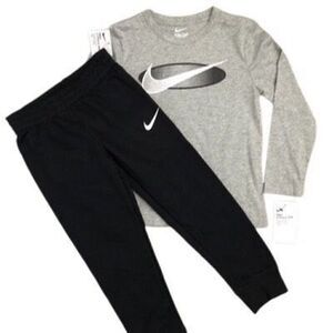 Nike Kids 2 Piece set Long Sleeve and Sweatpants Size 6
